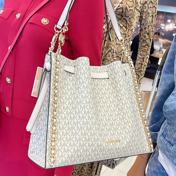 Michael Kors Mina Large Logo Shoulder Tote Bag Light Cream NWT - Picture 1 of 16